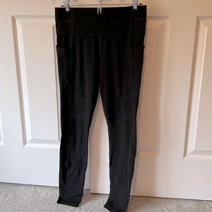 Athleta Black Leggings with Pockets - Size Medium